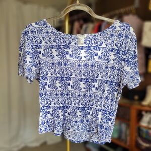 Forever 21 Blue & White Patterned Crop Top, Size Small